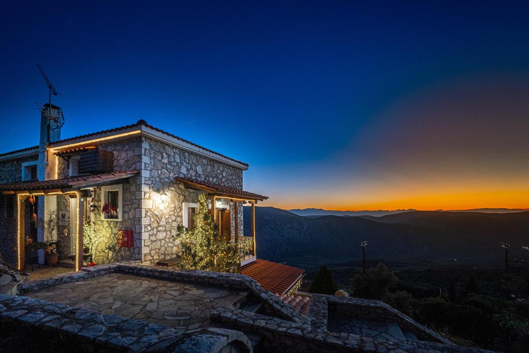 Rock Dandy Deluxe Chalet In Arachova - Delphi, Sauna, Prv Parking, Amazing View Εξωτερικό φωτογραφία